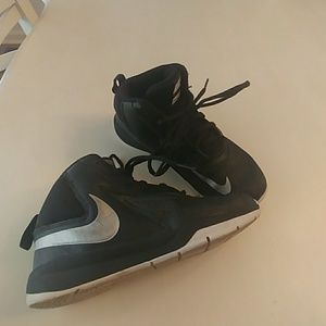 Boys Nike basketball shoes
